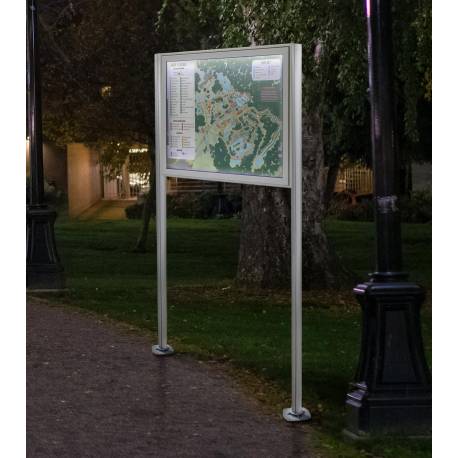 Vitrina con luz apta para exterior